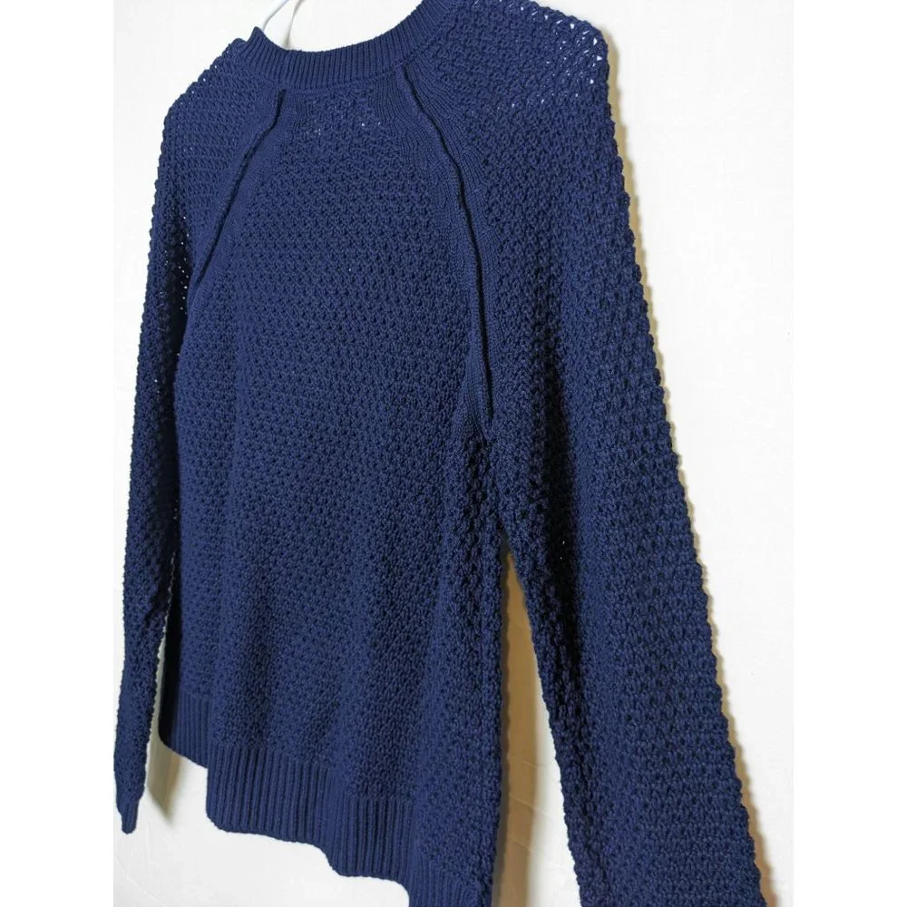 NWT Gap Textured Knit Preppy Cottage Crew Neck Navy Blue‎ Sweater Women's XS